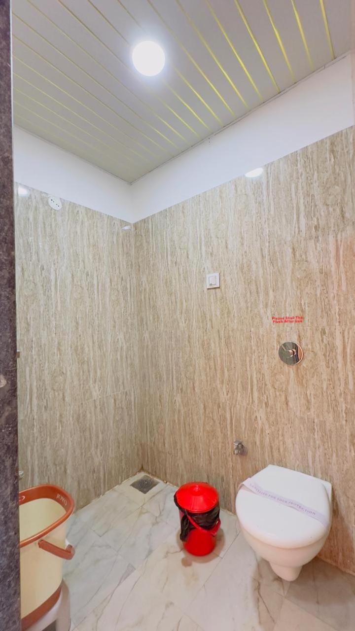 Hotel Indore Palace - Feel At Home Ширди Екстериор снимка